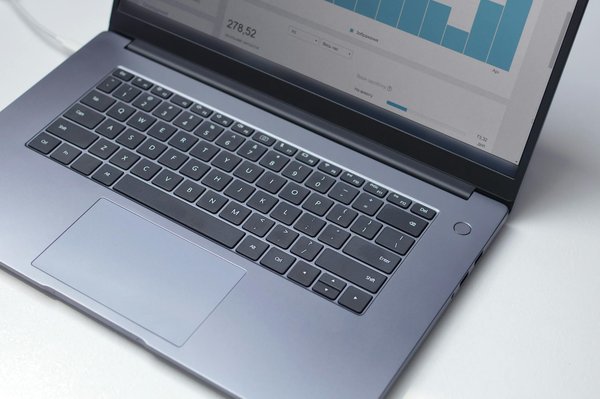 Developing a secure ai-driven identity verification system for safe remote access